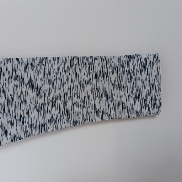 ✨3/$25✨ Urban Kids Girls Black and White Leggings - One Size - Picture 4 of 6